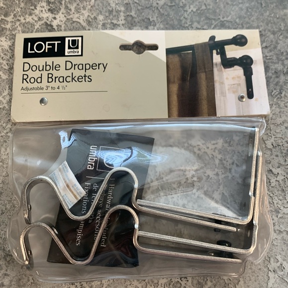 Double drapery rod brackets - Picture 1 of 4